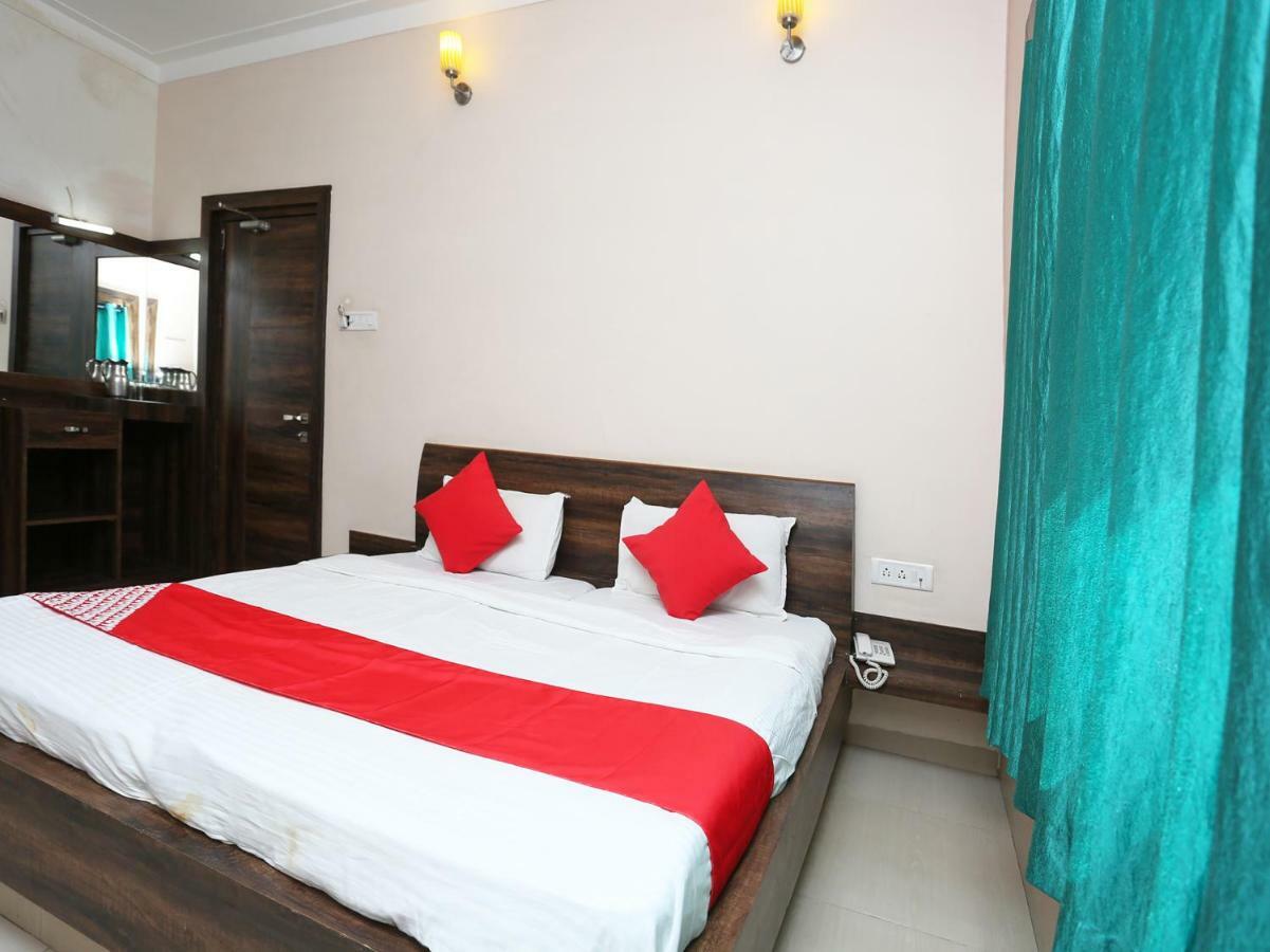 Oyo 29724 Hotel Kokila Resort Jabalpur Exterior photo